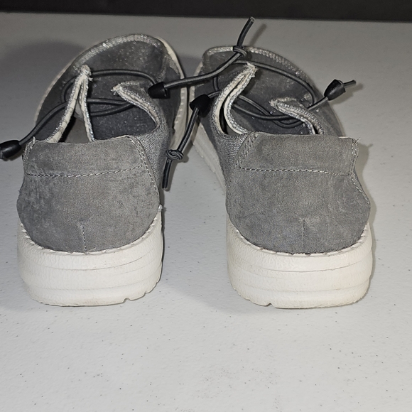 Hey Dude Wendy Stretch Sparkling Gray Size US6/ Euro 37 Comfy, Fun, Trendy VGUC - Picture 13 of 16
